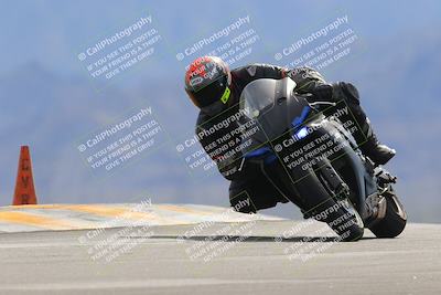 media/Nov-05-2022-SoCal Trackdays (Sat) [[f8d9b725ab]]/Turn 9 (110pm)/